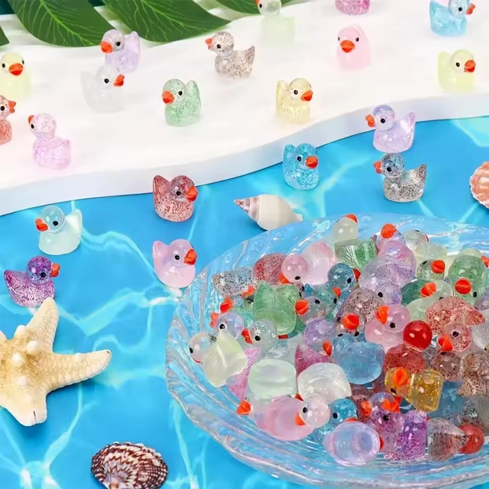 ~ Miniature Resin Duck with Pu - Aquarium Decor 评论和价格